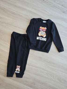 Moschino Kids  Black Sweatshirt & Joggers Set with Teddy Graphic, Size 3y
